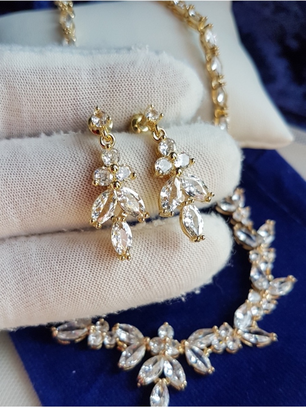 Swarovski Elements Gold Plated Marquis Teardrop Leaf Earrings NEW